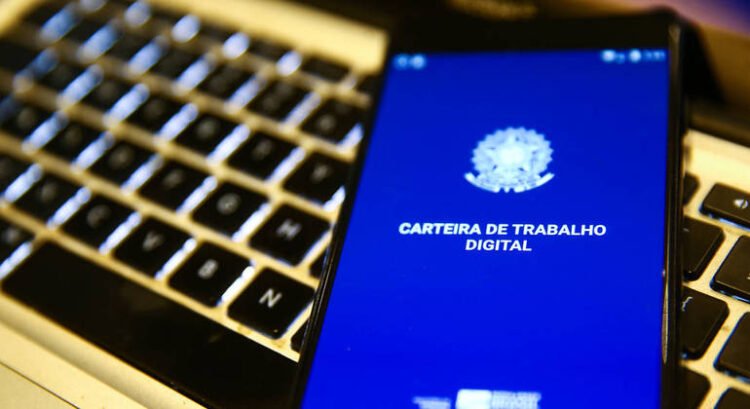 Abono salarial: prazo para saque termina hoje; depois, só em 2022