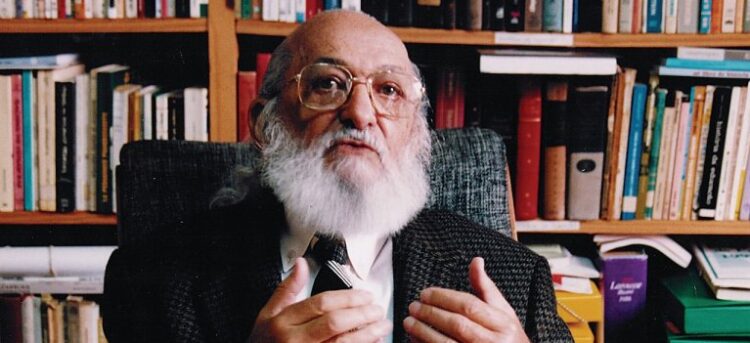 Lei determina celebração anual a Paulo Freire nas escolas públicas de Pernambuco