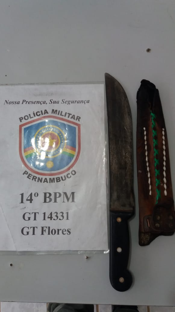 Policial: porte de arma branca em Triunfo, jovem armado ameaça genitora em Flores e comércio furtado em Serra Talhada