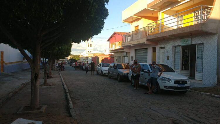 Vacinação drive thru realizada com sucesso no Distrito de Riacho do Meio