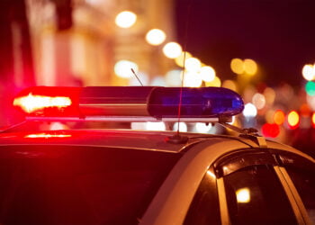 Homem “nervosinho” tenta invadir Secretaria de Assistência Social e acaba na delegacia