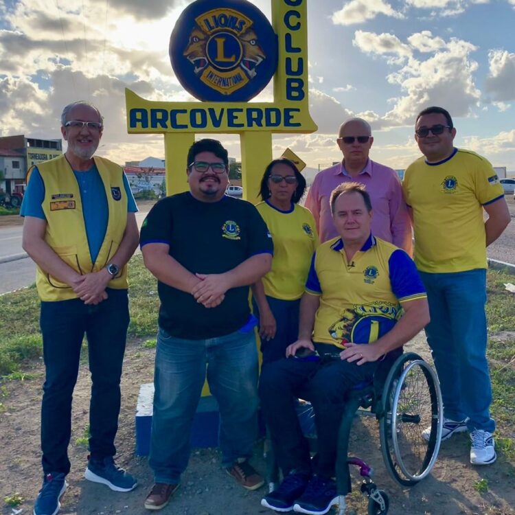 Obelisco do Lions Clube de Arcoverde recuperado