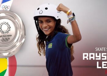 Rayssa Leal brilha no skate e ganha a 2ª prata do Brasil; Aos 13 anos, ela é a atleta mais jovem da história do Brasil a subir ao pódio em Olimpíadas