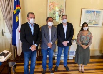 Carnaíba: Prefeitura antecipa 50% do 13º salário para servidores no dia 20 de julho e anuncia início da Estrada de Ibitiranga