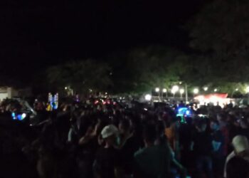 Vaquejada em Iguaracy causa grande aglomeração