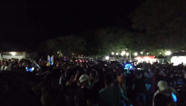 Vaquejada em Iguaracy causa grande aglomeração