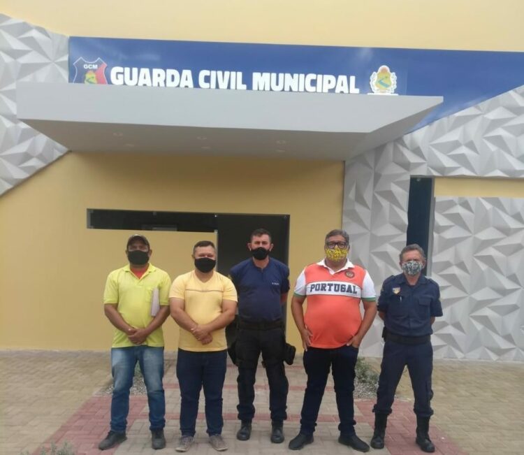 Diretor Presidente do SINDISERVE-ST visita sede da Guarda Civil Municipal de Afogados da Ingazeira