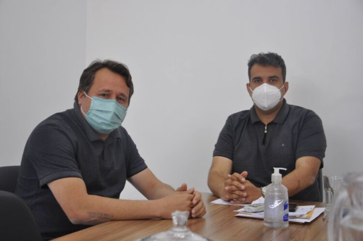 Secretários de educação e planejamento de SJE anunciam atualização do Piso dos Professores e Plano de Pagamento do retroativo