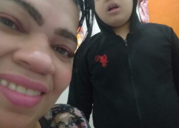 Afogadense, hoje residindo em Serra Talhada, busca apoio para tratamento de filho autista