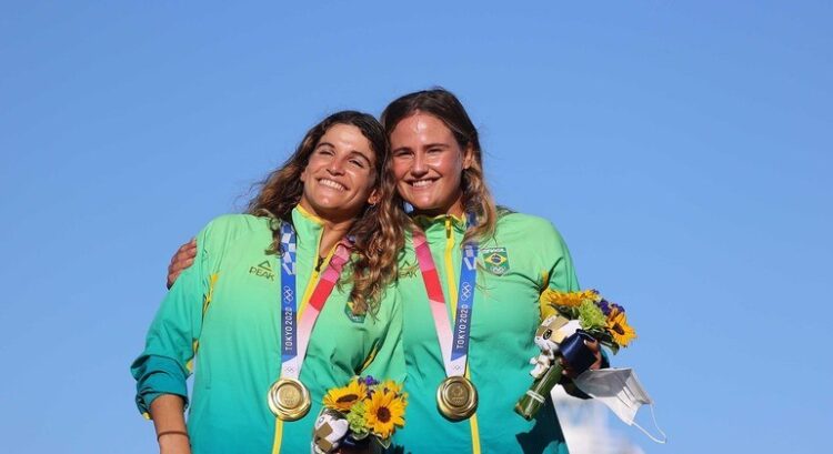 Martine e Kahena se tornam bicampeãs olímpicas na vela e Alison faz história e conquista bronze nos 400 m com barreiras