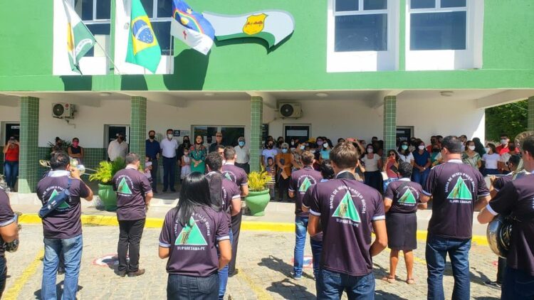 Tuparetama celebrou o Dia da independência com solenidade na sede do poder executivo