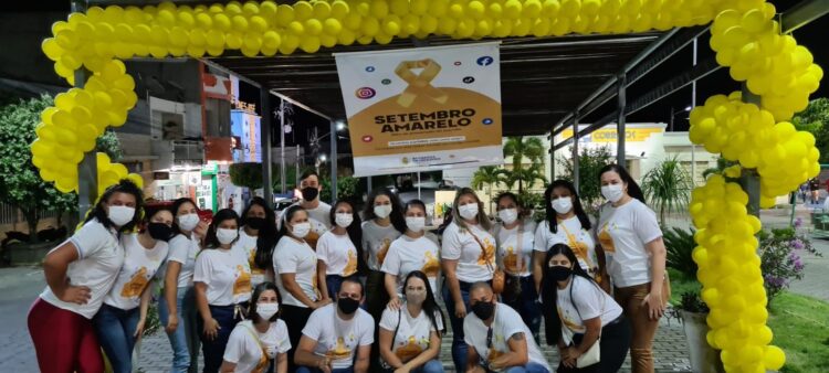 Setembro amarelo: profissionais foram às ruas ouvir a população