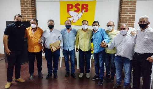 Mais de 70 pessoas se filiam ao PSB de Carnaíba em ato com a presença de Anchieta Patriota e Danilo Cabral