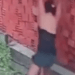 Mulher usa o próprio corpo para salvar criança após pilha de blocos cair; Assista