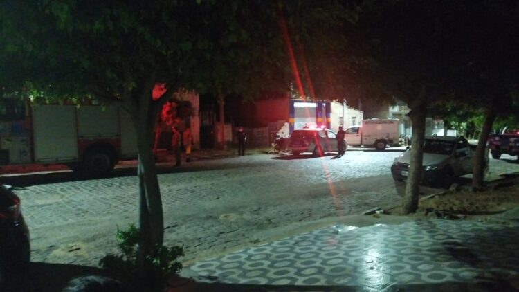 Polícia encontra corpo jogado dentro de cacimbão no Centro de Serra Talhada