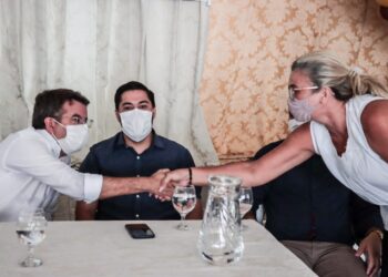 Prefeito de Afogados participa de Assembleia com Professores da Rede Municipal