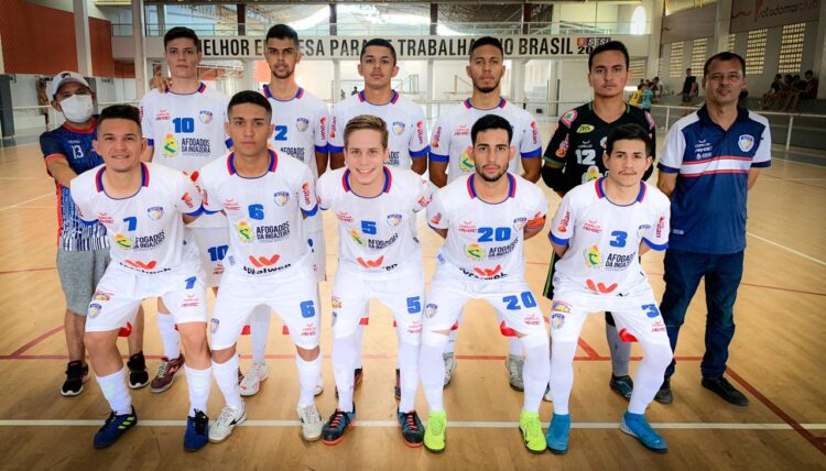 Equipes de futsal nas categorias sub-17 e sub-20 do Afogados da Ingazeira F.C., em parceria com o Mais Pajeú, jogaram contra Santa Cruz do Capibaribe neste domingo