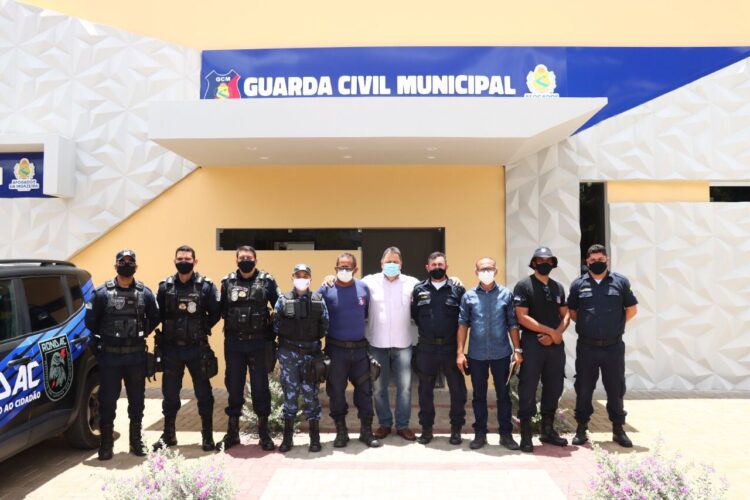 Guardas municipais conheceram sede da GCM em Afogados