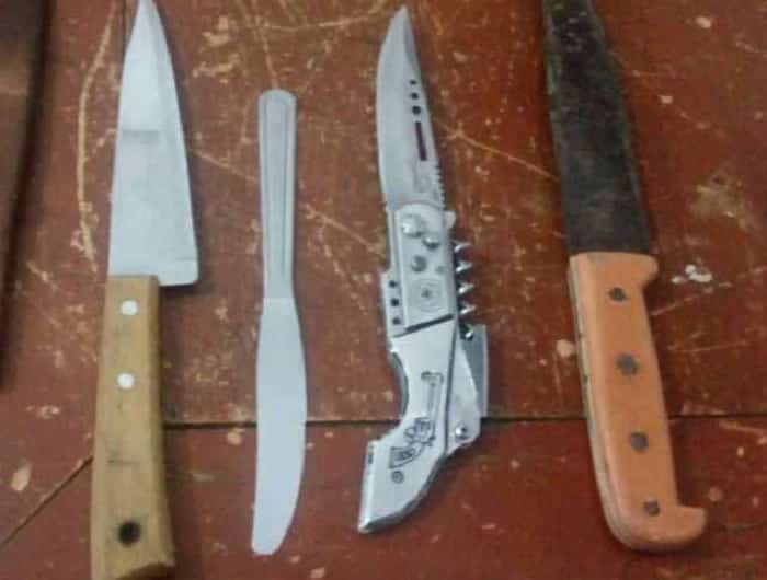 Briga generalizada na madrugada em Afogados. Facas foram apreendidas.