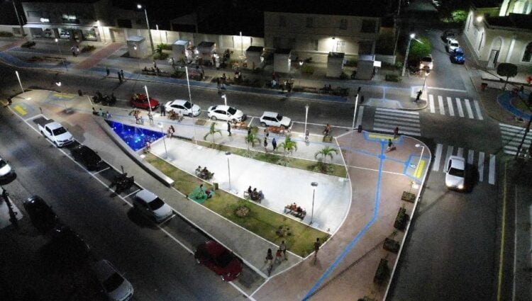 Prefeitura de Afogados inaugurou as obras de revitalização da Praça Padre Carlos Cottart