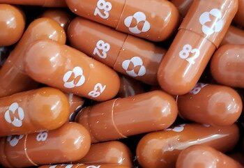 Farmacêutica Merck pede nos EUA liberação de remédio contra Covid