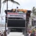 Com trios elétricos, grupo faz manifestação na Bahia e cobra realização do Carnaval