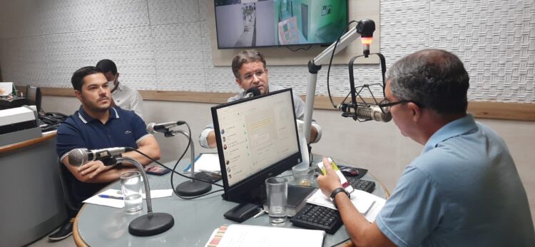 Prefeito Alessandro Palmeira anuncia pavimentação de 13 ruas em Afogados