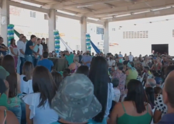 Prefeitura de Brejinho realiza a entrega de tratores e ambulância à população e anuncia execução de obras