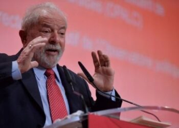 Lula diz que Moro não preocupa; ex-juiz fala em ‘autoritarismo’