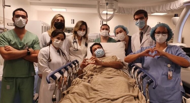 Apresentador Geraldo Luís passa por cateterismo após sentir dores no peito