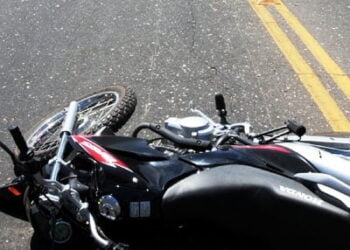 Queda de moto deixa dois feridos na zona rural de Afogados da Ingazeira