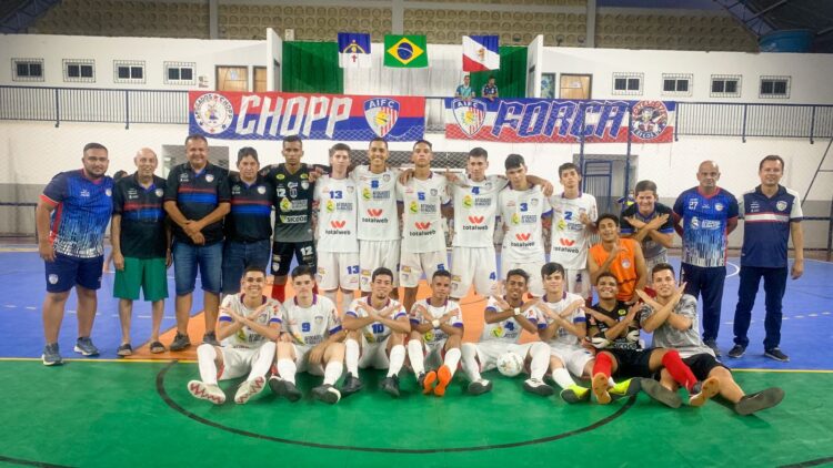 Os garotos que fizeram um ginásio chorar! Afogados pela primeira vez na história nas quartas de final do Pernambucano de Futsal