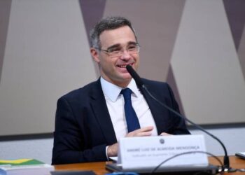 Senado aprova André Mendonça para vaga ao STF