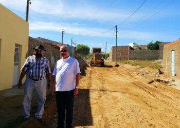 Mais obras: Prefeitura de Tuparetama inicia pavimentação no bairro São João