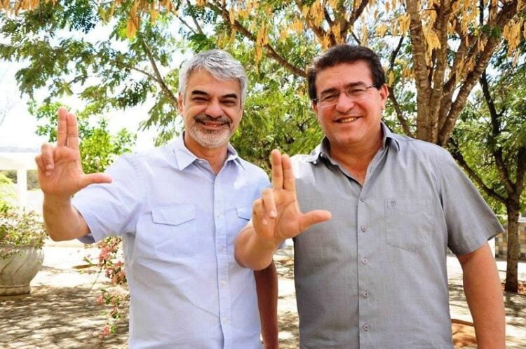 Luciano Duque comemora pré-candidatura de Humberto Costa (PT), ao governo do estado