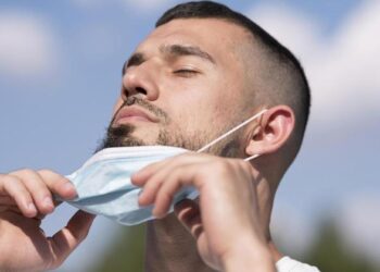 2022 pode marcar ‘o fim da fase aguda da pandemia’, diz OMS