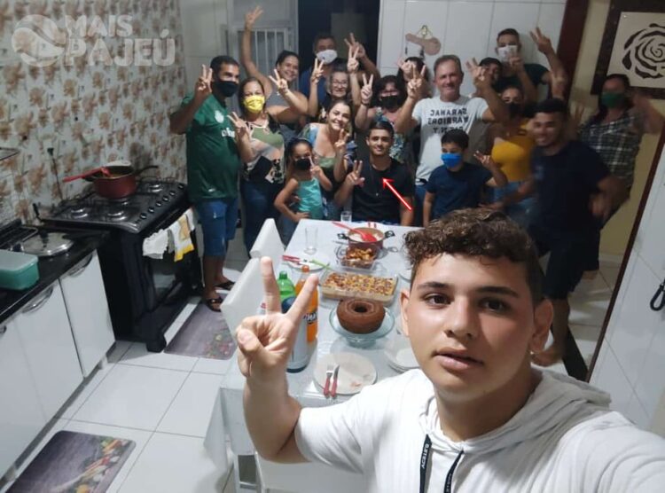 Jovem Eduardo Ferreira, de Tabira, se recupera bem e já está em casa