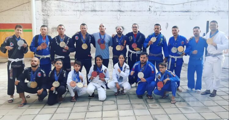 Academia Chykão Team Nu conquista 27 medalhas na Copa Custódia de Jiu-Jitsu