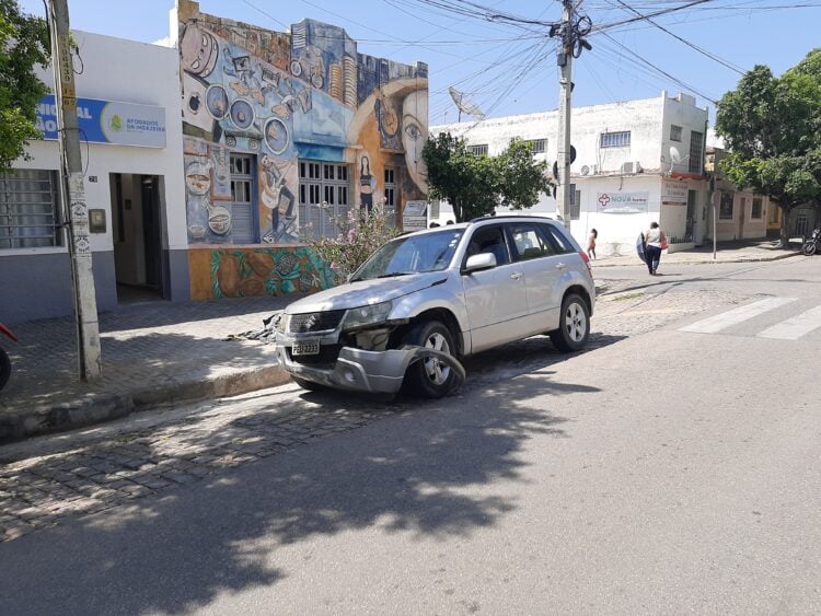 Acidente tipo colisão no Centro de Afogados