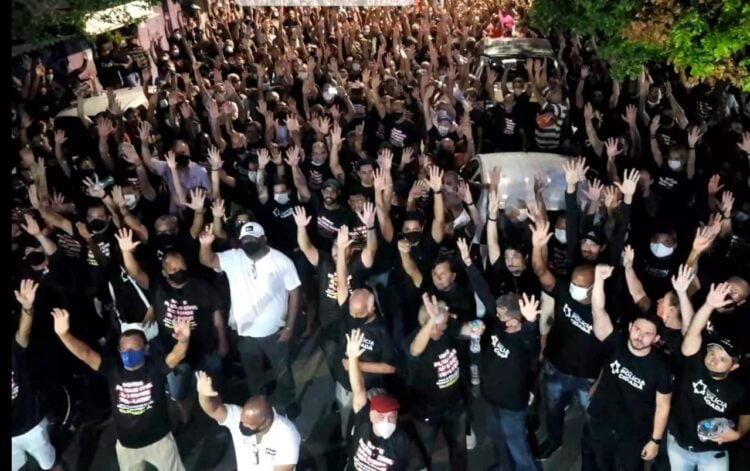 Policias Civis de Pernambuco deflagram greve