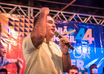 Zeca Cavalcanti lança pré-candidatura a deputado estadual