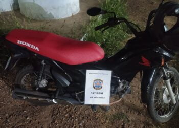 Polícia recupera veículo roubado em Serra Talhada