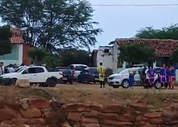 Vigilância Sanitária paralisa partida de futebol em comunidade da zona rural de Ingazeira.