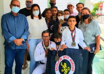 Tuparetama: alunos do projeto piloto de jiu-jitsu nas escolas da rede municipal conquistam medalhas em campeonato na Paraíba