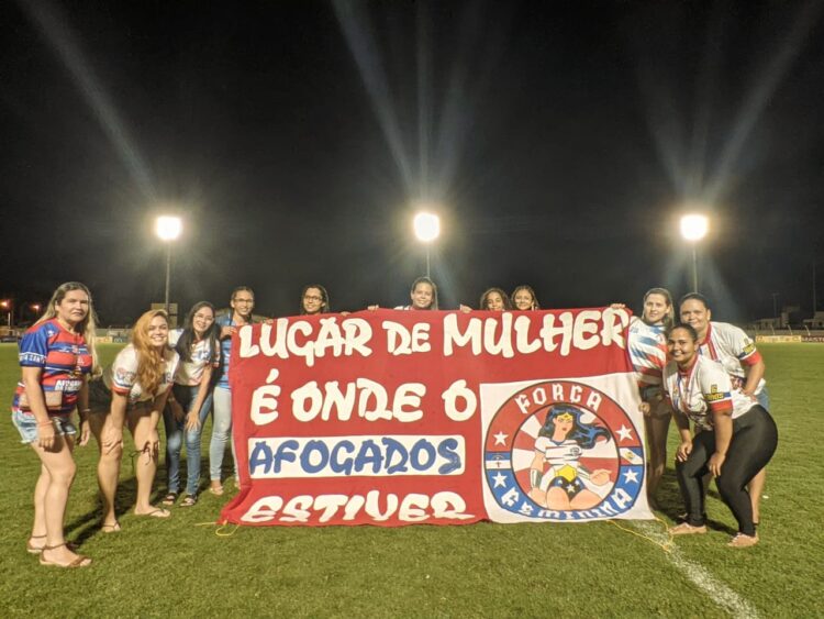 Torcedoras femininas ganham força no Vianão