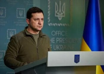 “Pessoas vão morrer por causa da fraqueza da Otan”, critica Zelensky