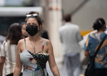 DF antecipa fim do uso de máscara ao ar livre para esta sexta