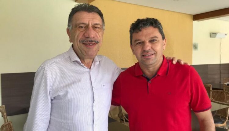 Pré-candidato a Deputado Federal Marcos Oliveira visita ex-prefeito José Patriota
