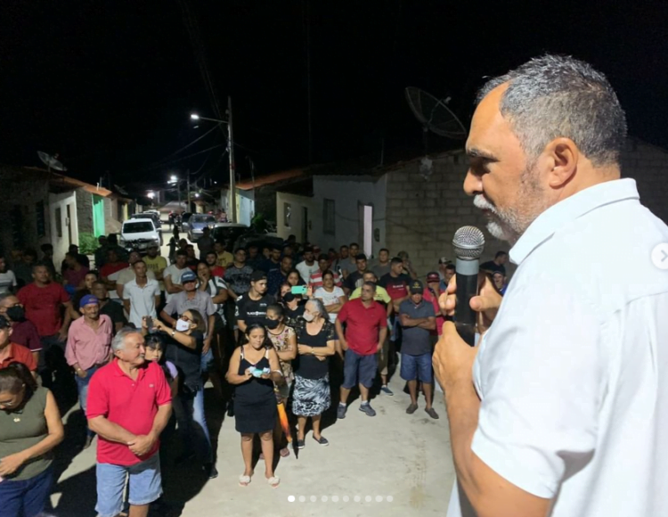 Prefeito Anchieta Patriota inaugura calçamentos no Bela Vista