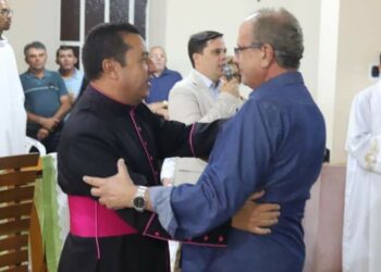 Prefeito Sávio Torres emite nota de pesar pela morte de Monsenhor João Carlos